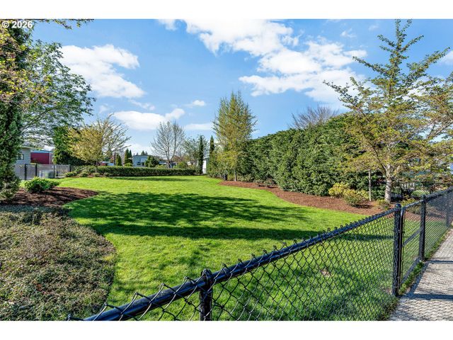 2511 Se RIVER Rd 88, Hillsboro, OR 97123