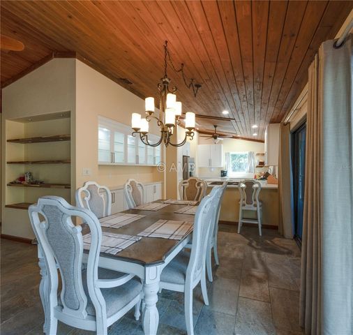 82 YOUNG DRIVE, Inglis, FL 34449