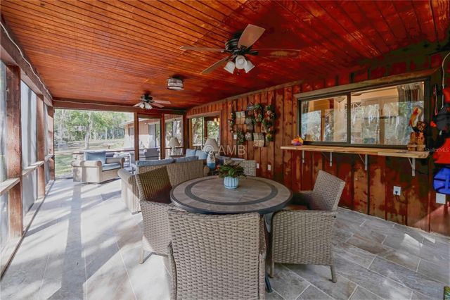 82 YOUNG DRIVE, Inglis, FL 34449