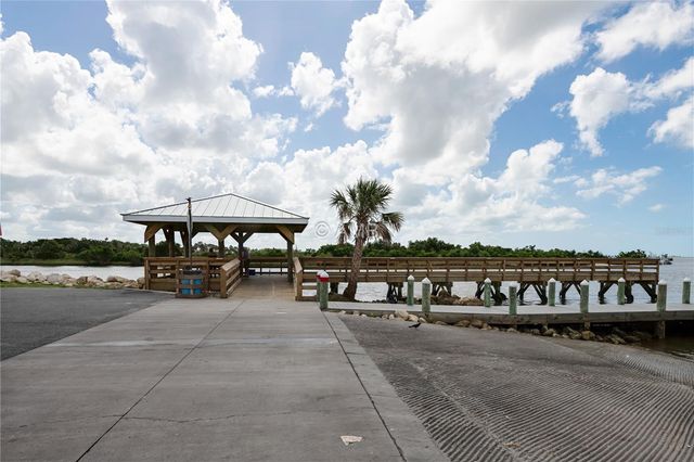 82 YOUNG DRIVE, Inglis, FL 34449