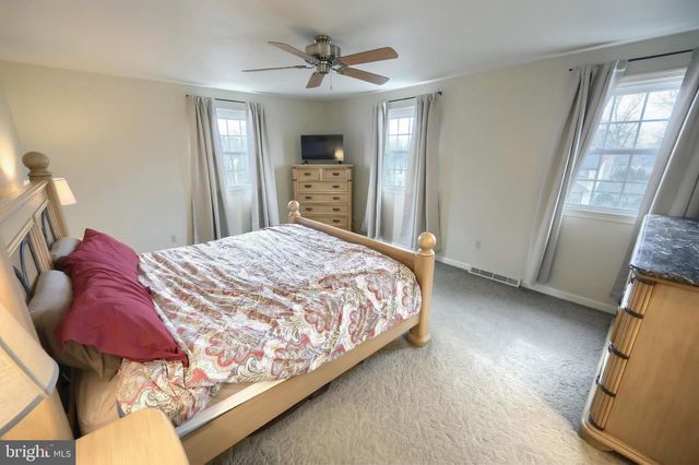 4140 WOODLYN TER, York, PA 17402