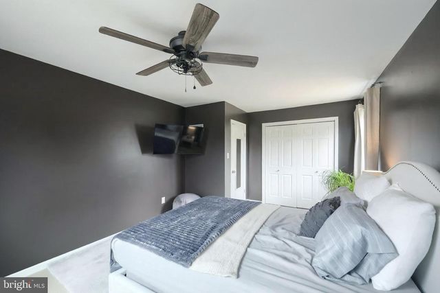 4140 WOODLYN TER, York, PA 17402