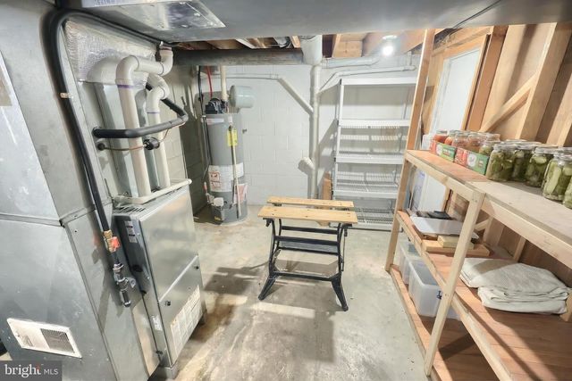 4140 WOODLYN TER, York, PA 17402