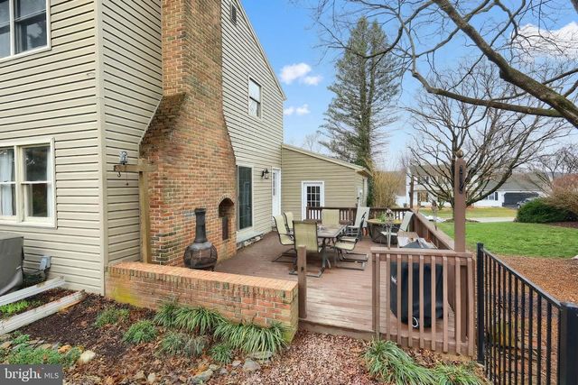 4140 WOODLYN TER, York, PA 17402