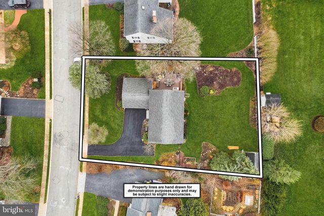 4140 WOODLYN TER, York, PA 17402