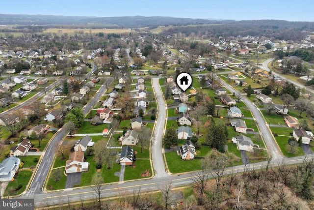 4140 WOODLYN TER, York, PA 17402