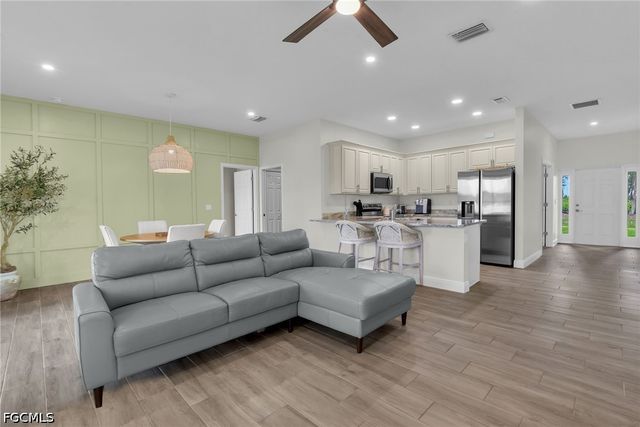 4305 NW 20th ST, Cape Coral, FL 33993