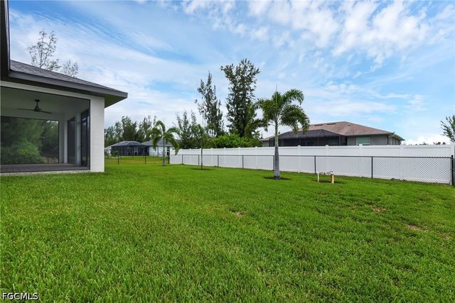 4305 NW 20th ST, Cape Coral, FL 33993