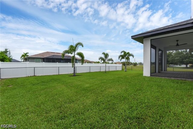 4305 NW 20th ST, Cape Coral, FL 33993