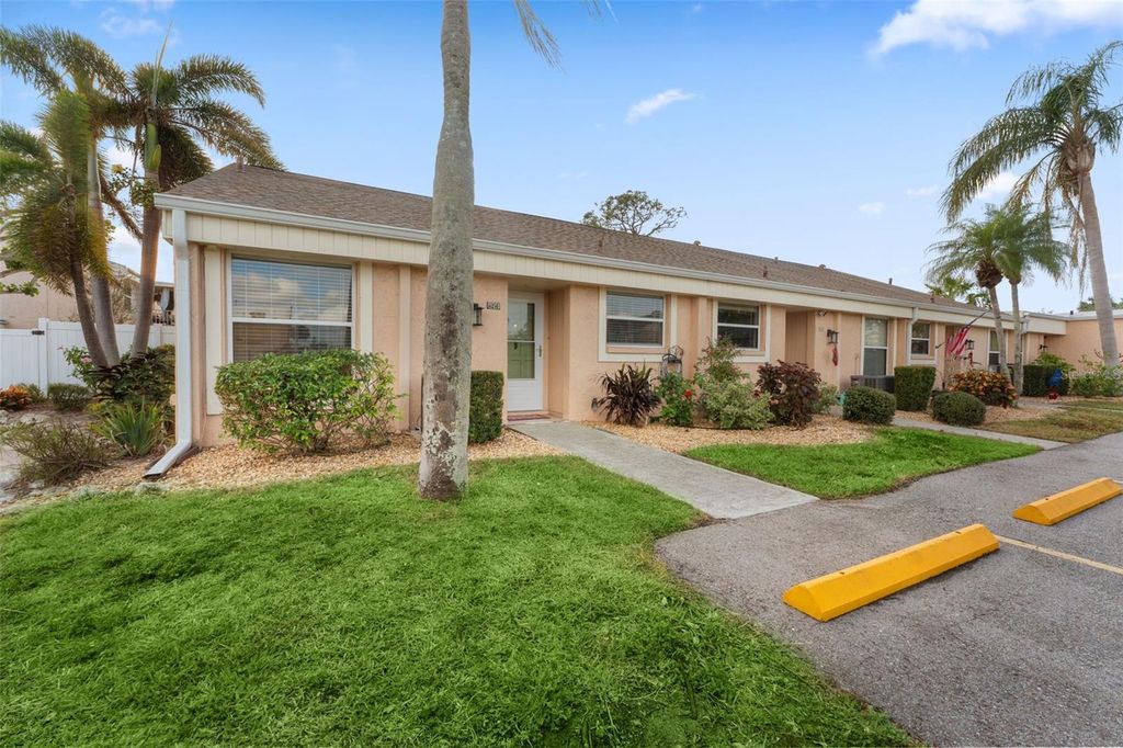 6250 7TH AVENUE W 6250, BRADENTON, FL 34209 — exterior