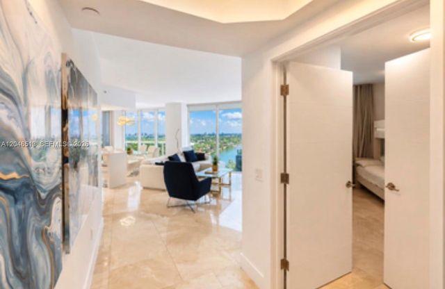4775 Collins Avenue 2407, Miami Beach, FL 33140