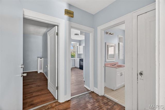 4883 Farlin Avenue, St Louis, MO 63115