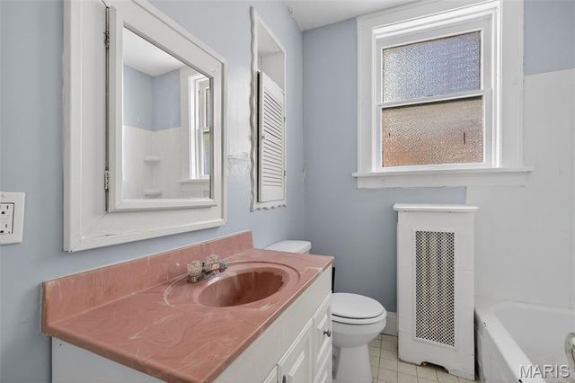 4883 Farlin Avenue, St Louis, MO 63115