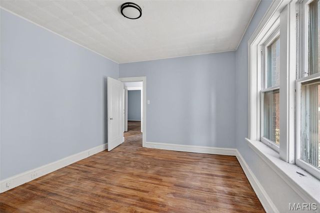 4883 Farlin Avenue, St Louis, MO 63115