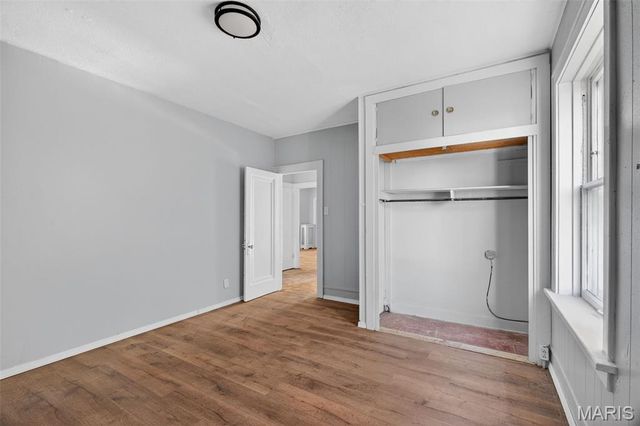 4883 Farlin Avenue, St Louis, MO 63115