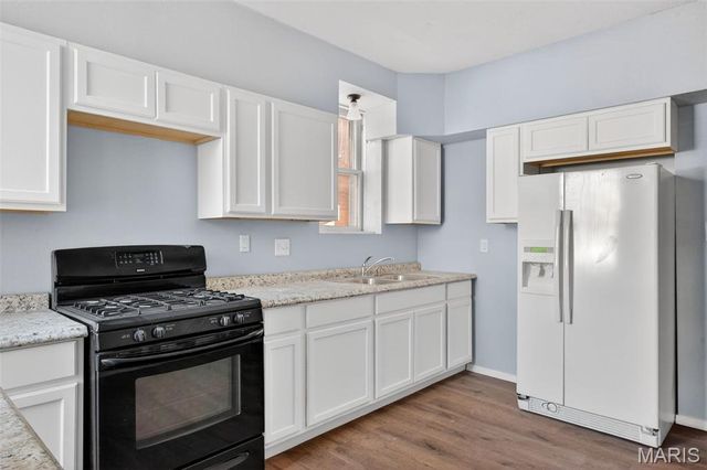 4883 Farlin Avenue, St Louis, MO 63115