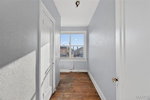 4883 Farlin Avenue, St Louis, MO 63115