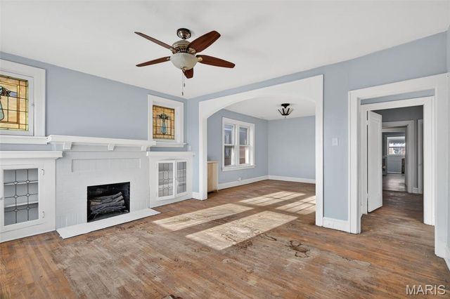 4883 Farlin Avenue, St Louis, MO 63115