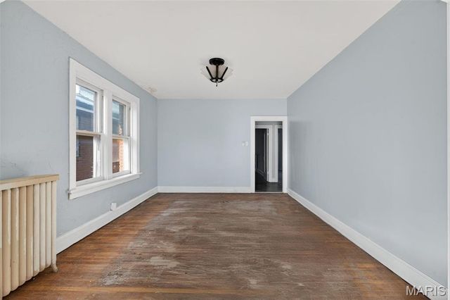 4883 Farlin Avenue, St Louis, MO 63115