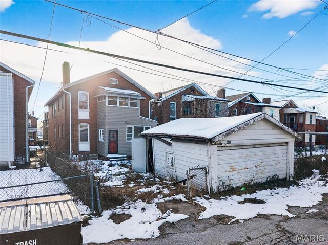 4883 Farlin Avenue, St Louis, MO 63115