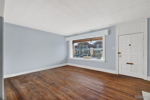 4883 Farlin Avenue, St Louis, MO 63115