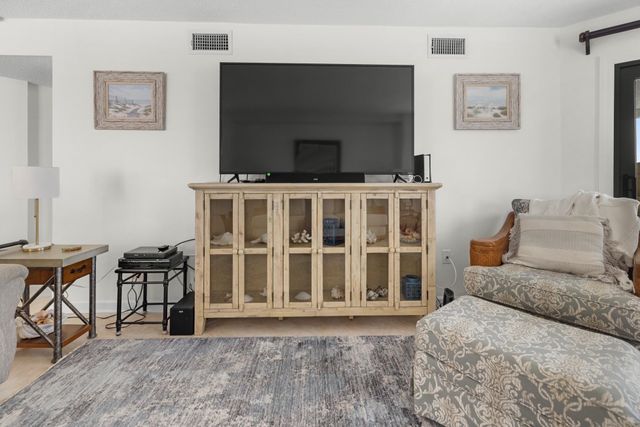 302 71st Ave N Apt 401, Myrtle Beach, SC 29572