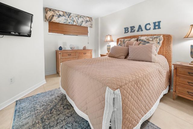 302 71st Ave N Apt 401, Myrtle Beach, SC 29572