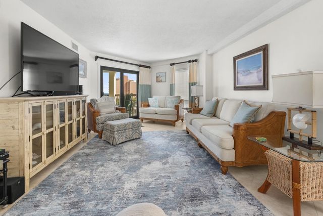 302 71st Ave N Apt 401, Myrtle Beach, SC 29572