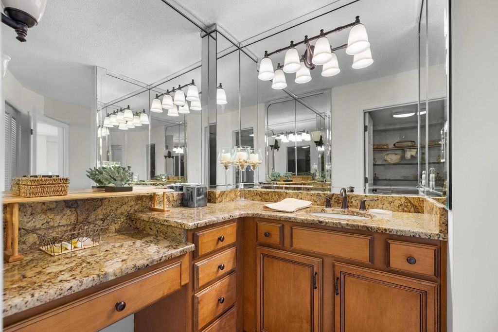 302 71st Ave N Apt 401, Myrtle Beach, SC 29572 — photo 4