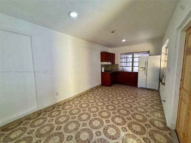 100 NW 64th Ct 2, Miami, FL 33126