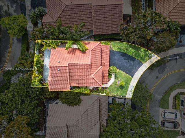 931 Opal Ter, Weston, FL 33326