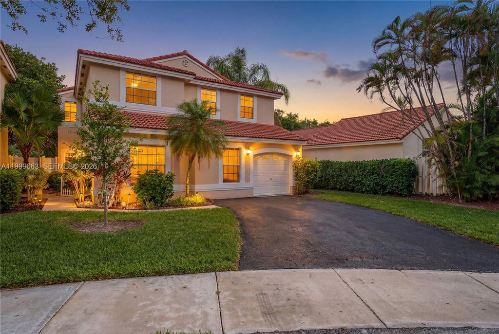 931 Opal Ter, Weston, FL 33326