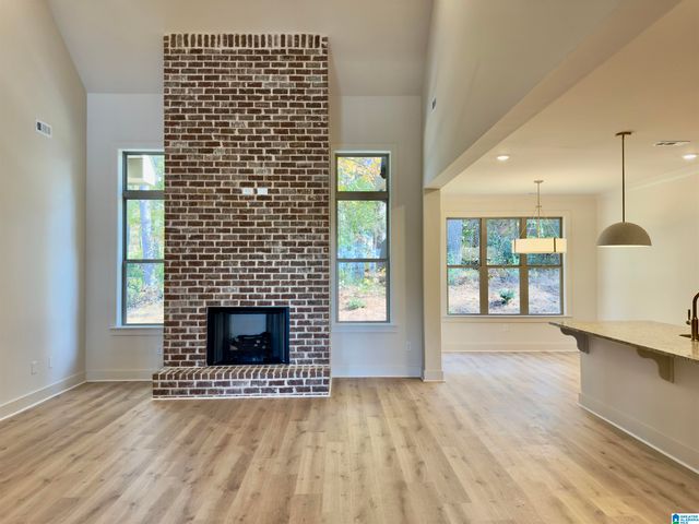 3445 CREEK PATH, Guntersville, AL 35976