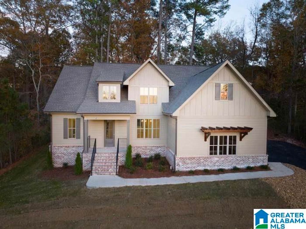 3445 CREEK PATH, Guntersville, AL 35976