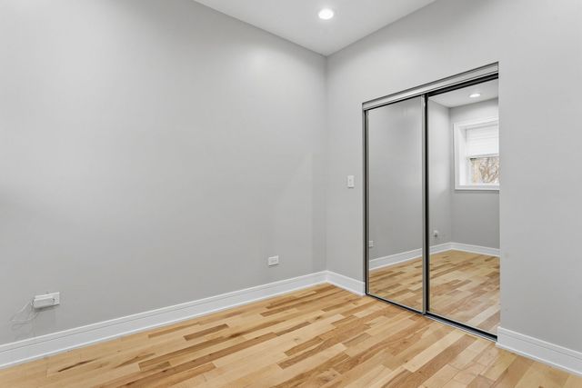 9410 S Champlain Avenue, Chicago, IL 60619