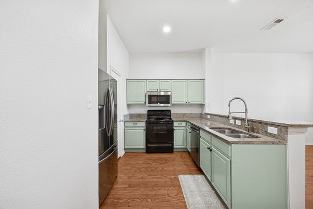 1747 Preston On The Lake Boulevard, Little Elm, TX 75068