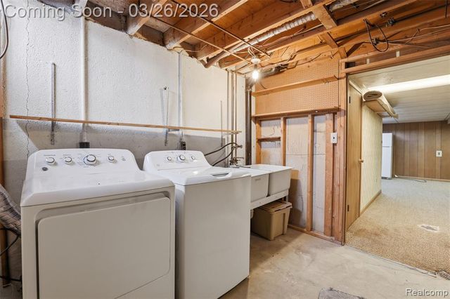 28332 Universal Drive 148, Warren, MI 48092