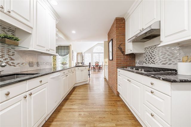 3 Prospect Hill Road, Pittsford, NY 14534