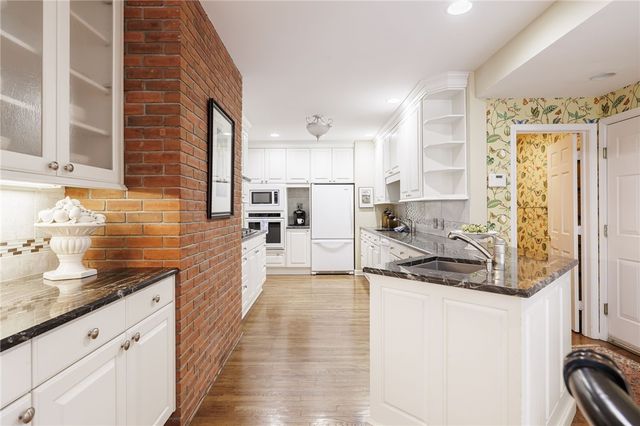 3 Prospect Hill Road, Pittsford, NY 14534