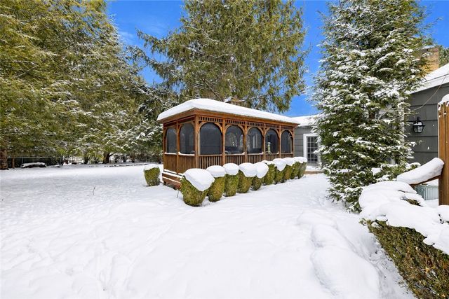 3 Prospect Hill Road, Pittsford, NY 14534