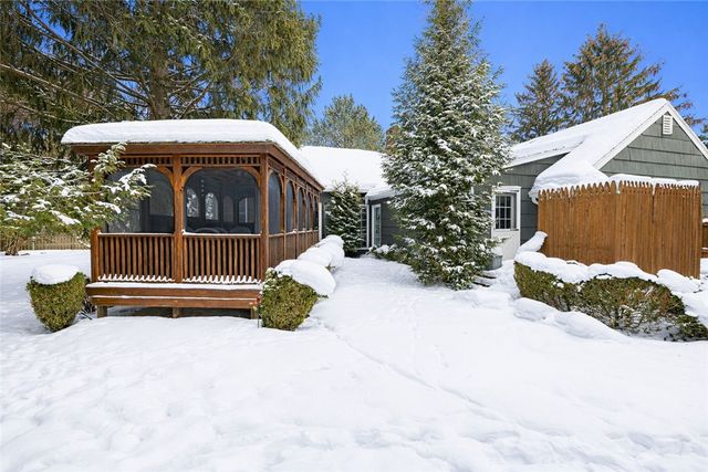 3 Prospect Hill Road, Pittsford, NY 14534