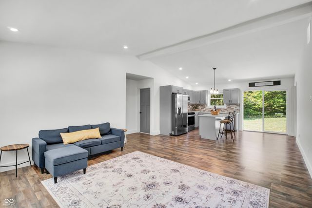 339 Honey Locust Place, North Vernon, IN 47265