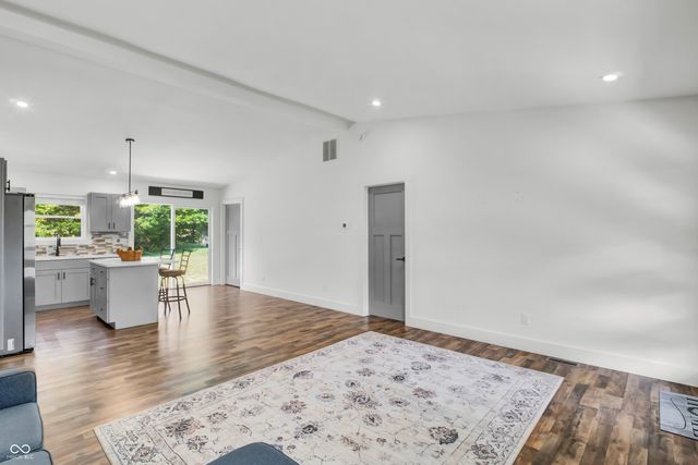 339 Honey Locust Place, North Vernon, IN 47265