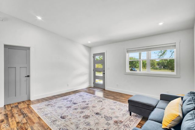 339 Honey Locust Place, North Vernon, IN 47265