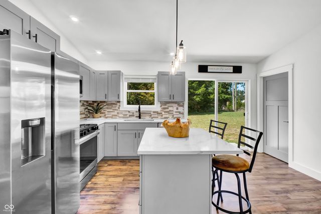 339 Honey Locust Place, North Vernon, IN 47265