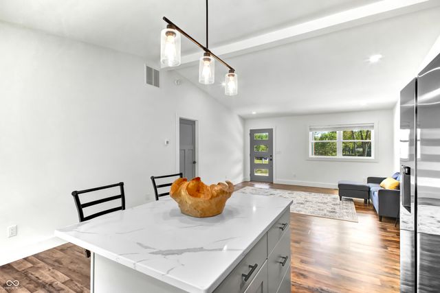 339 Honey Locust Place, North Vernon, IN 47265