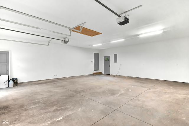 339 Honey Locust Place, North Vernon, IN 47265