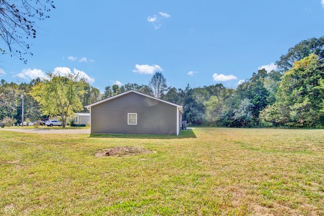 339 Honey Locust Place, North Vernon, IN 47265