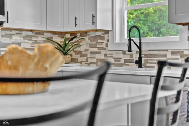 339 Honey Locust Place, North Vernon, IN 47265