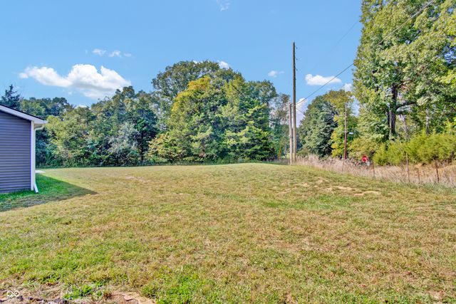 339 Honey Locust Place, North Vernon, IN 47265